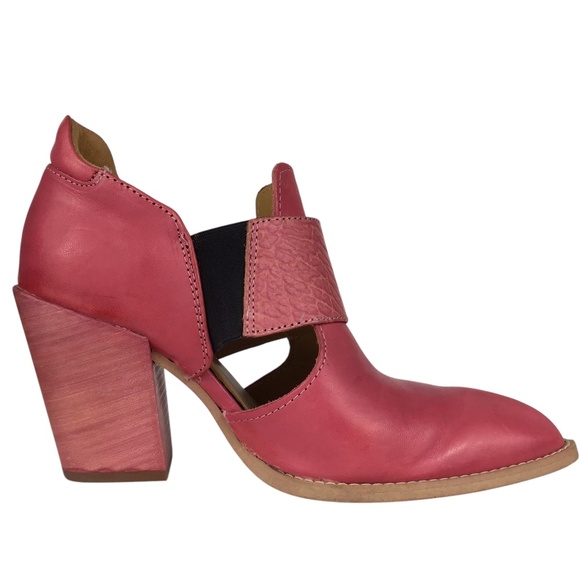 John Fluevog Pink Heeled Shoes - Picture 7 of 16